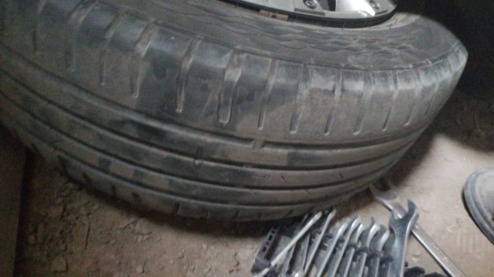 Продам шины летние разные