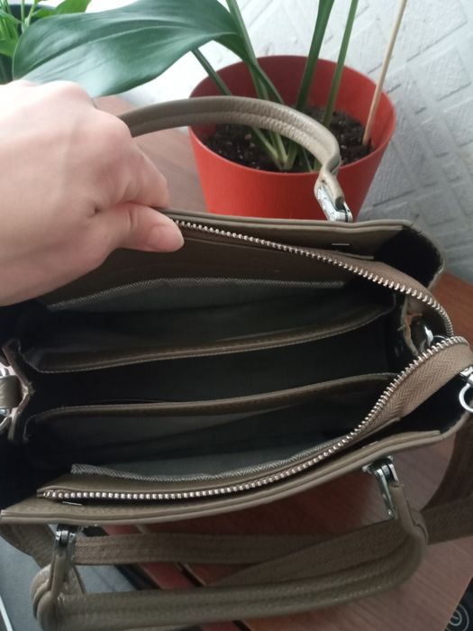 Продам Сумку в отличном состоянии