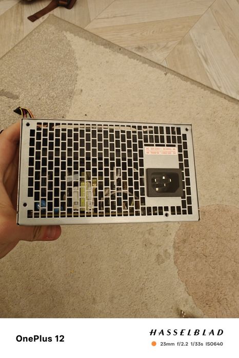 Продам блоки питания huntley cp400h, Dcase ATX550W