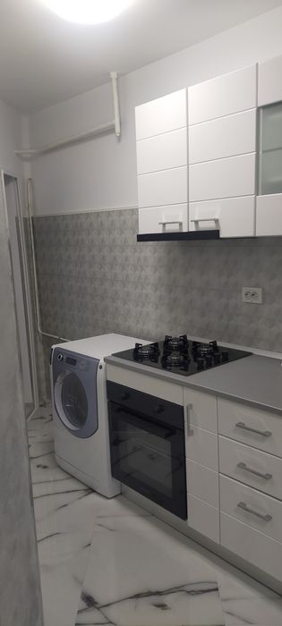 Închiriez apartament cu o camera/Faleza./Fac. Medicina