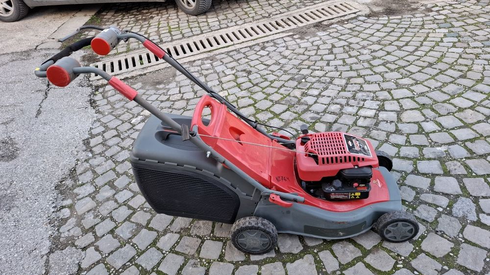 Косачка двигател бригс