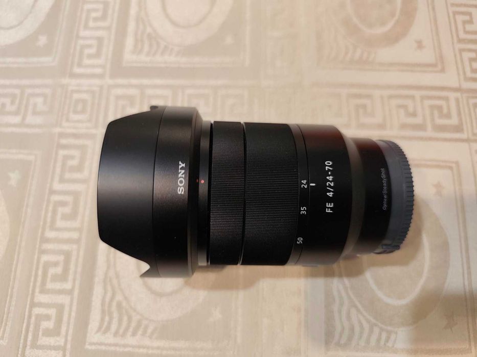 Обектив Sony FE 24-70mm f/4 OSS Vario-Tessar T* ZA