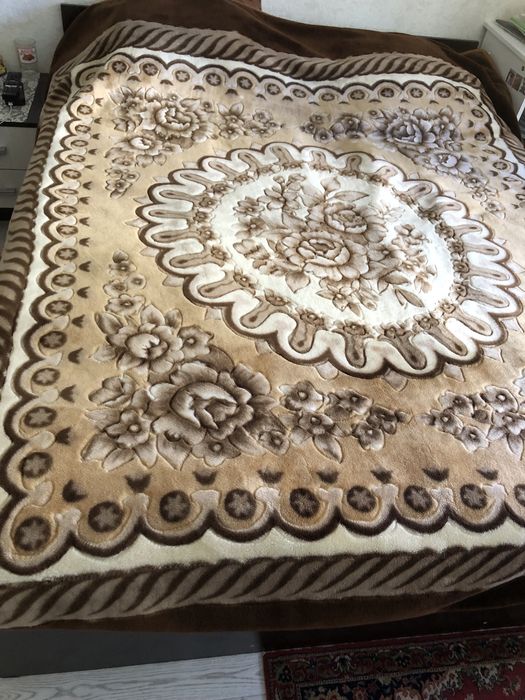 Продам спальный гарнитур