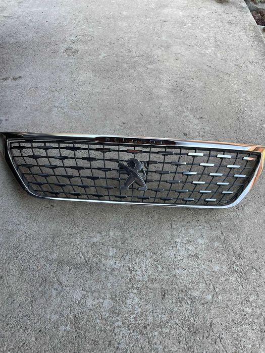 Vand piese PEUGEOT 3008  GT 2017-2021 provenite din dezmembrari