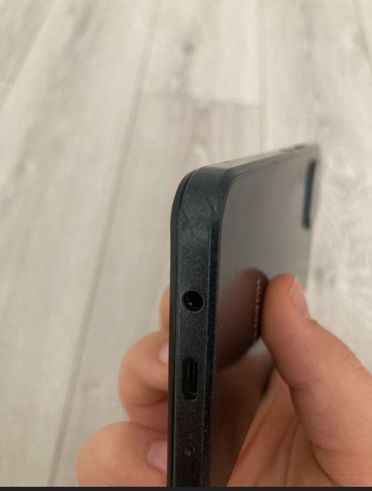 Продам Huawei Nova Y61 6/64Gb+NFC