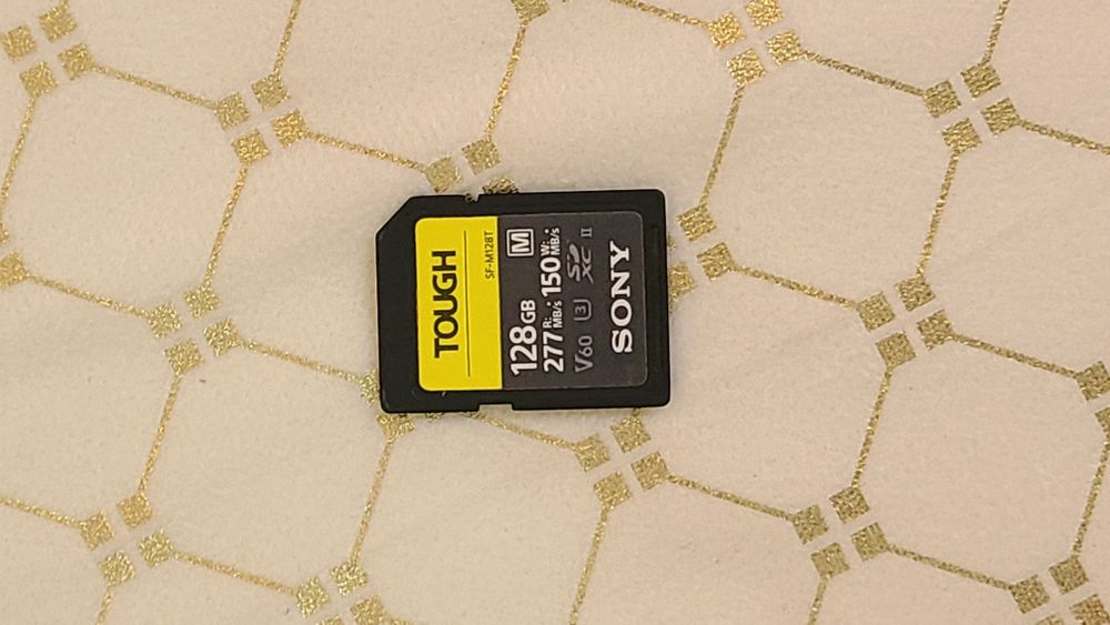Sony A7 III sotiladi