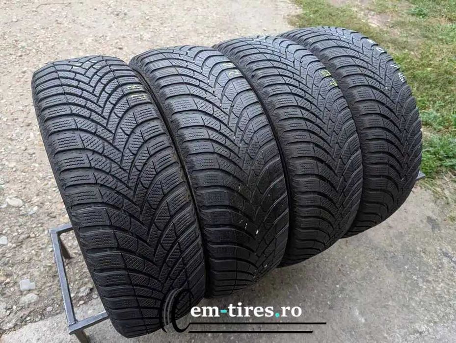 SET 4 Anvelope Iarna 205/60 R16 SEMPERIT Speed Grip 5 96H