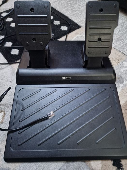 Vand volan Hori Racing Wheel Apex-stare foarte buna