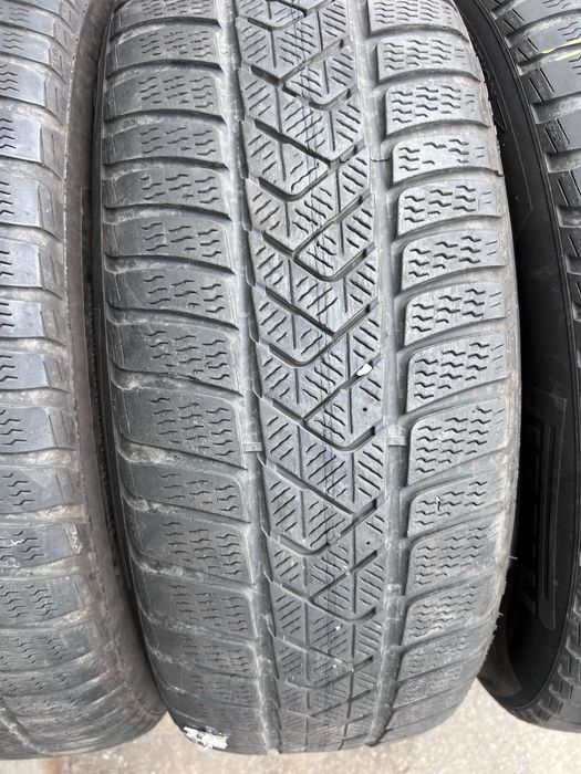 225/60 r18 pirelli de iarna - dot 2020 - pret 100 lei buc