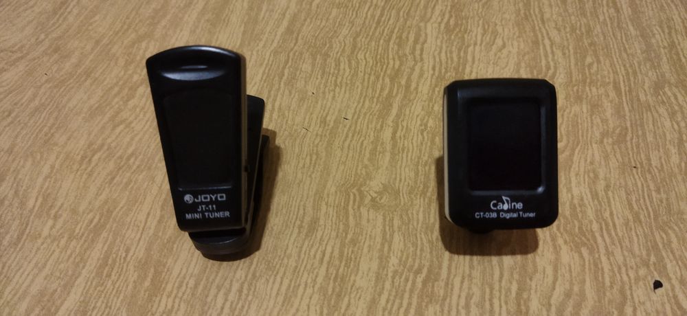 Тюнер гитарный joyo.