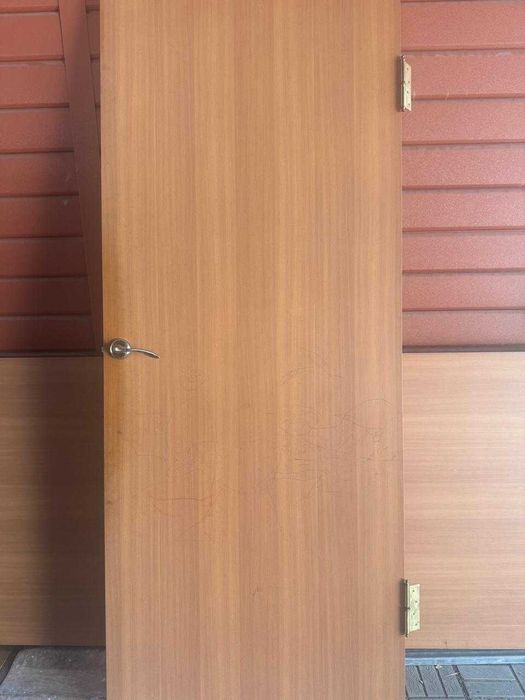 Межкомнатные двери б/у