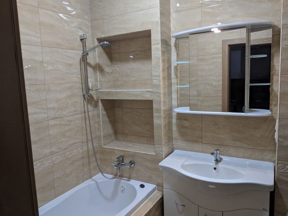 Chirie Oradea Iosia 2 camere (etaj 1 cu lift)