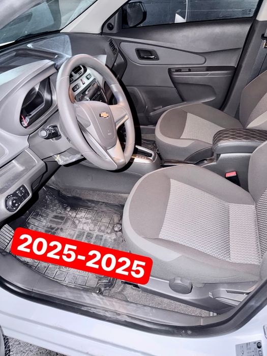 Cobalt midnight, 2025 yil toza. 3 minga yaqin harajat qilingan