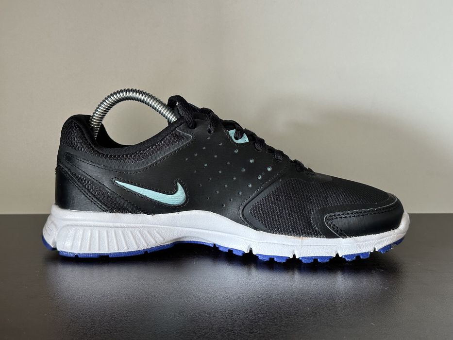 Nike Revolution 39номер 25см Стелка Като Нови