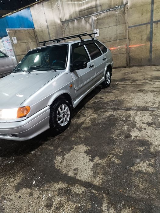 Продам машину на активном ходу .