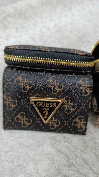Guess нови портмонета