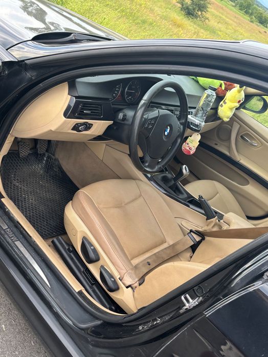 BMW e91 318 d 2009