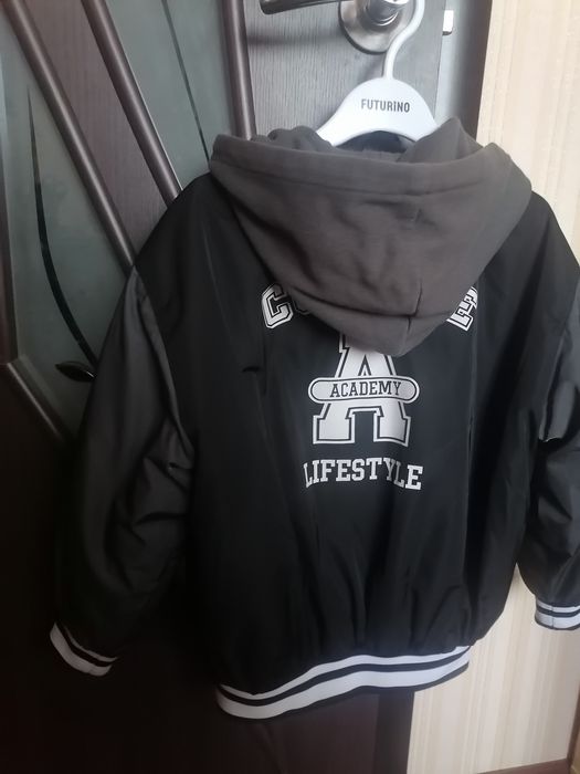 Куртка для мальчика на весну