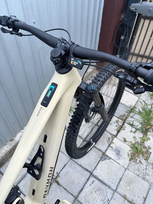 Bicicleta electrica Raymon Airok Pro ca noua