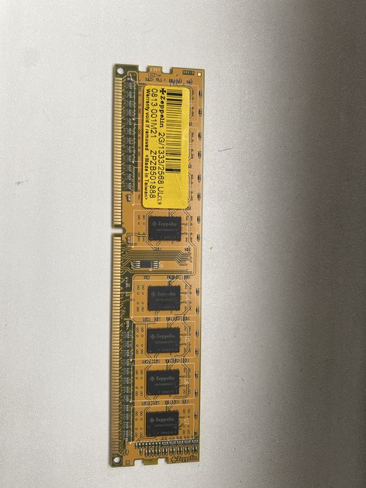 Планка озу 2 гигабайта Ddr3