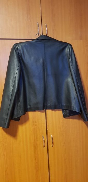 Haina de piele scurta