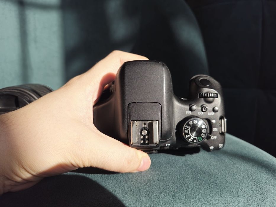 Canon 750D фотоаппарат