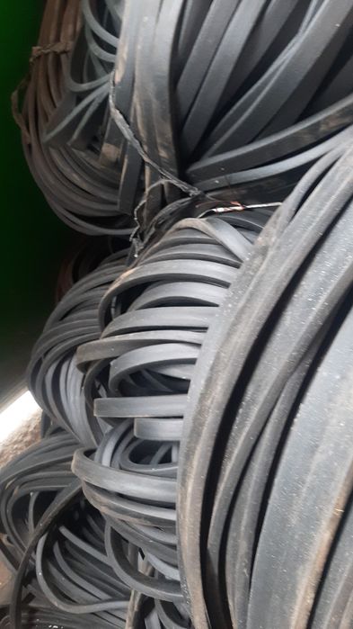 Пористая резина поласа