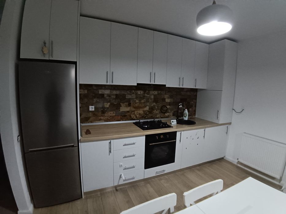 Inchiriez apartament 2 camere