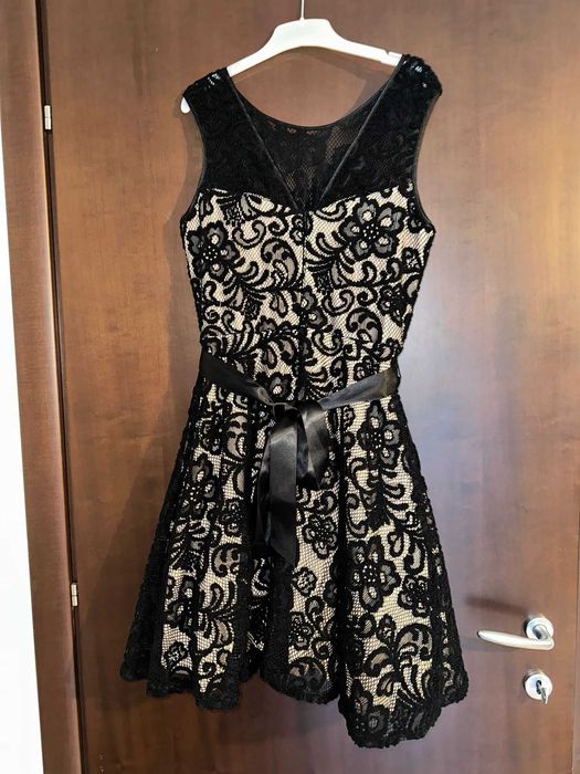 Vand Rochie de Ocazie Dama