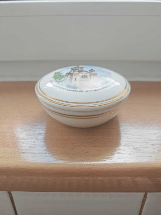 zaharnițe porțelan