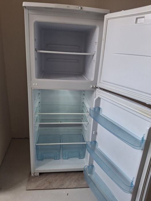 Продам холодильник хор состояние