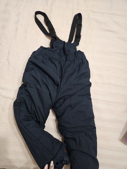 Страхотен Детски ски екип