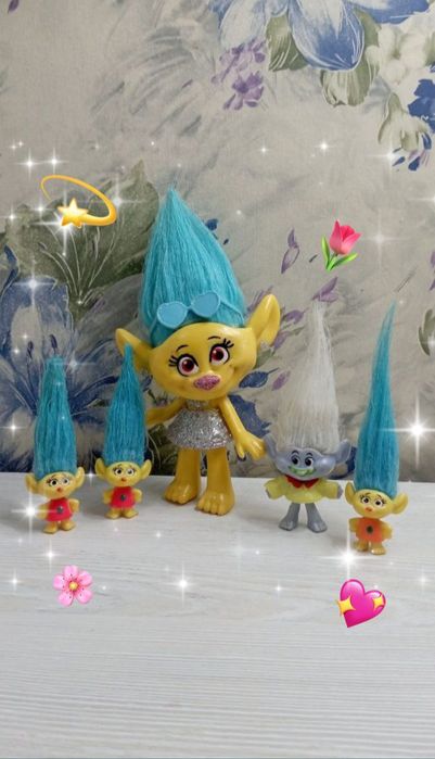 Продам игрушки Тролли из мультфильма.