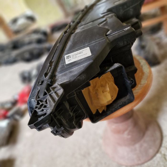 Volvo XC90 full led 2023 десен фар