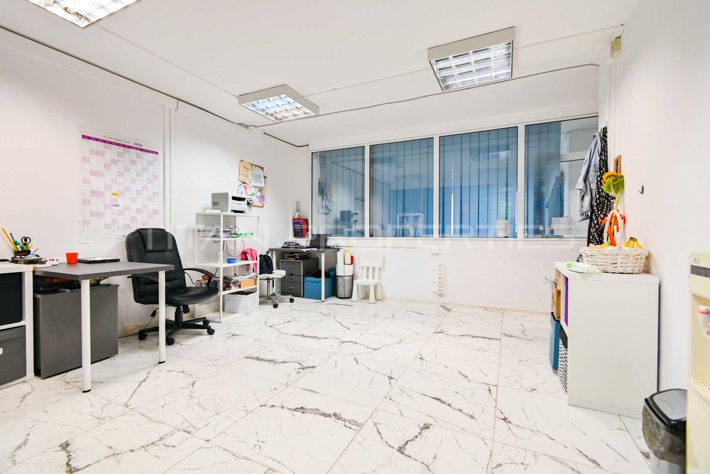 Продава се Многостаен апартамент в София, Стрелбище - 175 кв.м за 2338 €/кв.м - Снимка #3