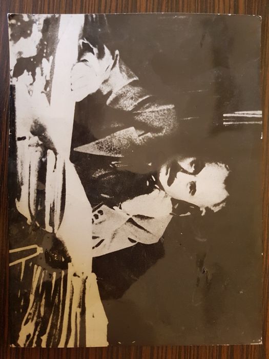 Продават се снимки с Г. Димитров