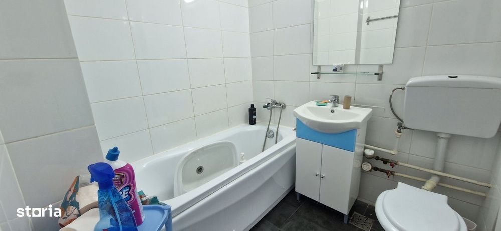Apartament 3 camere, 63 mp, zona Piata Garii