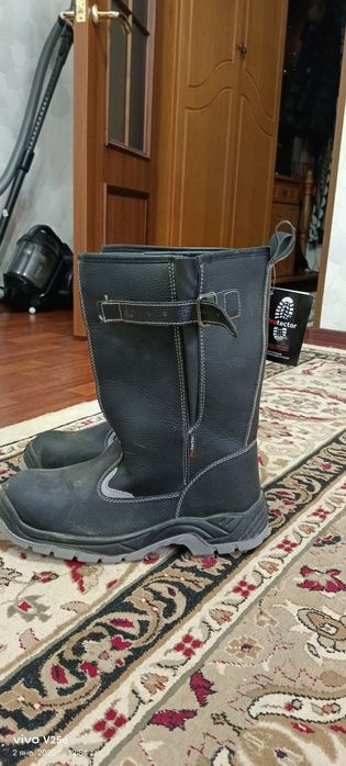 Спец обувь хорошего качества