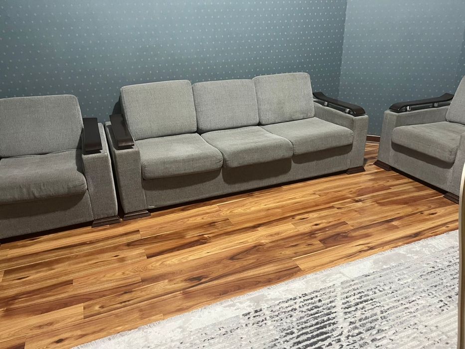 Диван с креслами