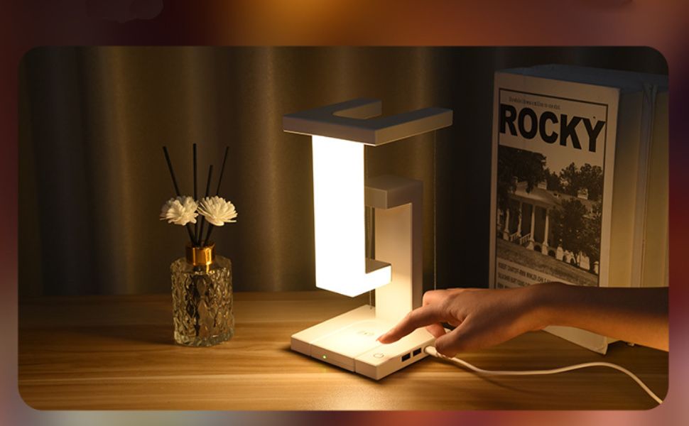 Настолна Левитираща LED лампа/безжично зареждане/Димируема/сензорна