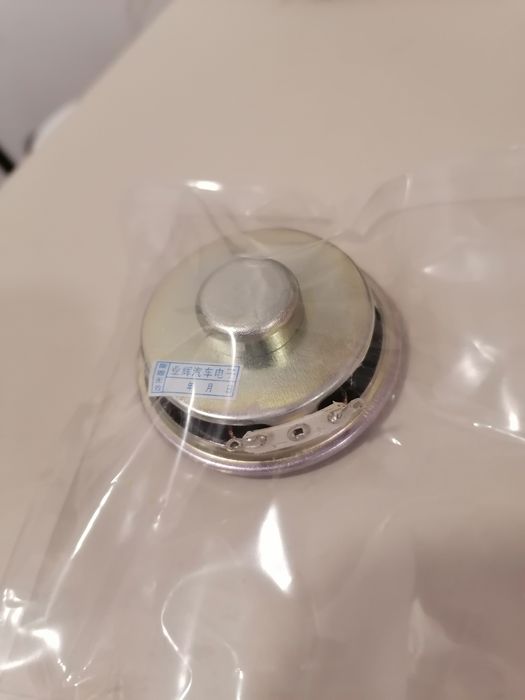 Мини високоговорител за дигитално табло за Фолксваген, Ауди, Мерцедес