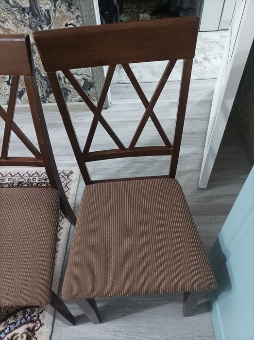 Продам стулья со спинками