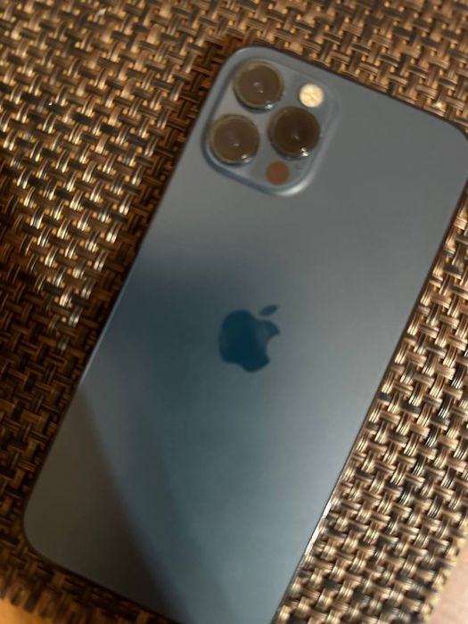 iPhone 12 pro,Бухара,идеал