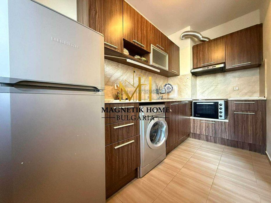 Страхотен двустаен апартамент срещу Мол Галерия в ж.к. Славейков