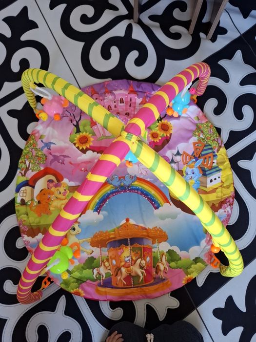 Продам развивающий коврик