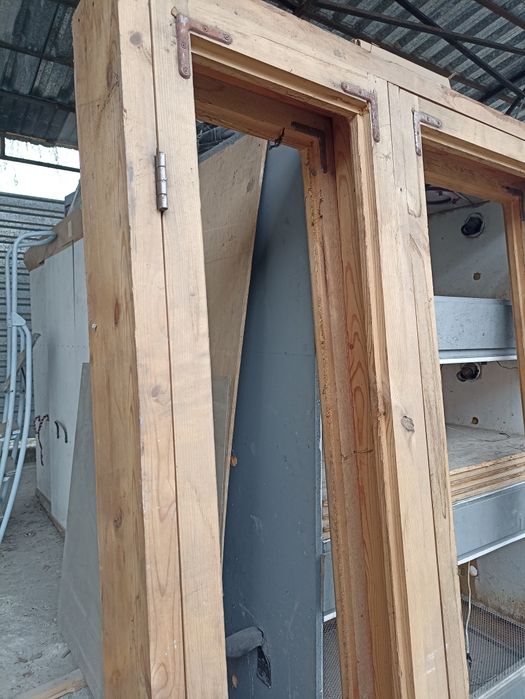 Оконная рама, деревянная