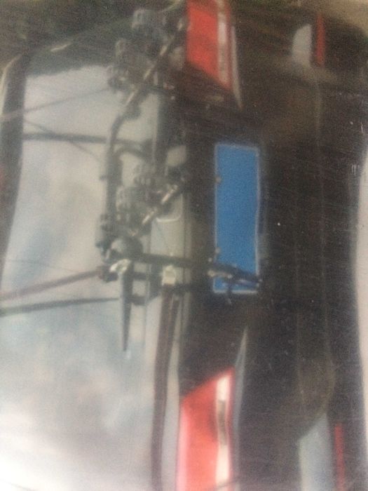 Чисто нов багажник за велосипеди,метален.