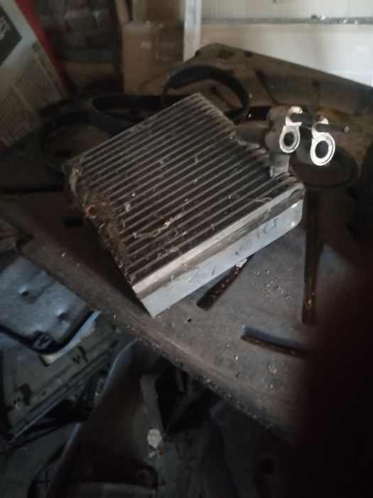 Части за jeep grand cheroki