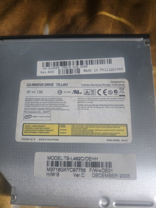 Unitate Cd extern usb pentru laptopuri ce nu au cd