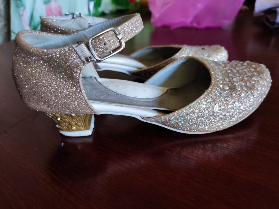 Туфли для танцев детские